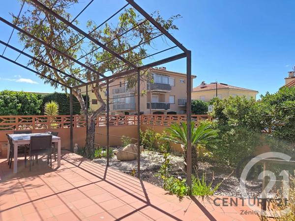 Maison à vendre  6 pièces - 189,11 m 2   LE BARCARES  - 66