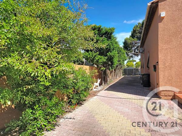Maison à vendre  6 pièces - 189,11 m 2   LE BARCARES  - 66