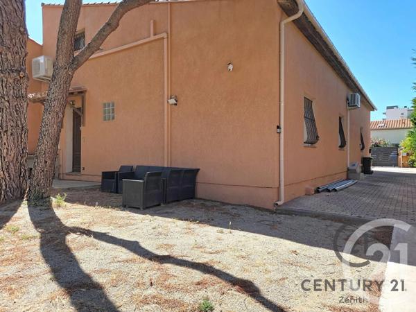 Maison à vendre  6 pièces - 189,11 m 2   LE BARCARES  - 66