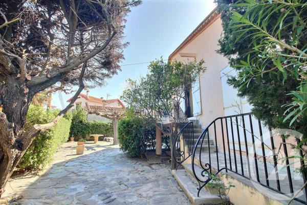 Maison à vendre  6 pièces - 189,11 m 2   LE BARCARES  - 66
