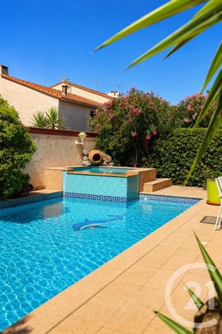 Maison à vendre  6 pièces - 189,11 m 2   LE BARCARES  - 66