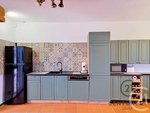 Maison à vendre  6 pièces - 189,11 m 2   LE BARCARES  - 66