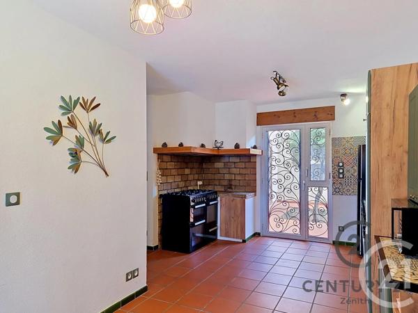 Maison à vendre  6 pièces - 189,11 m 2   LE BARCARES  - 66