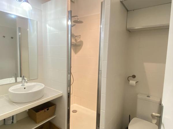 STUDIO - RUE ALBERTI - BAIL 9 MOIS