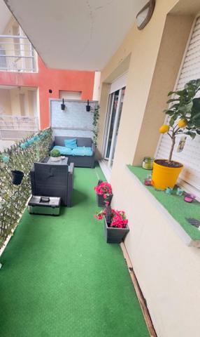 T2 lumineux avec terrasse et parking, prêt à vivre !