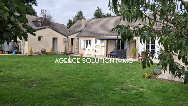 Maison PLAIN PIED - 5P - 3 CH - GARAGE - JARDIN - CALME - CLAIR