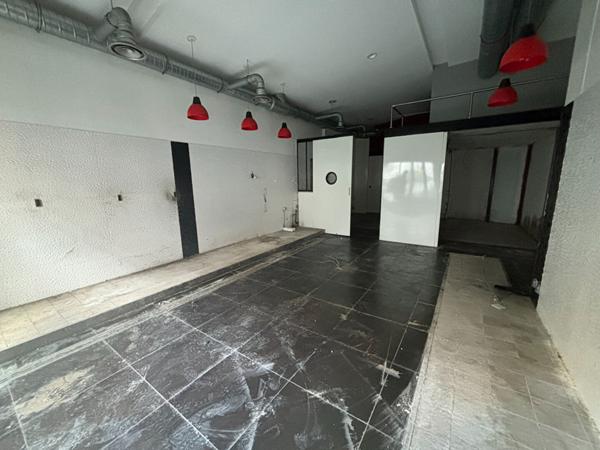 A Louer - Local commercial - LE PLESSIS ROBINSON