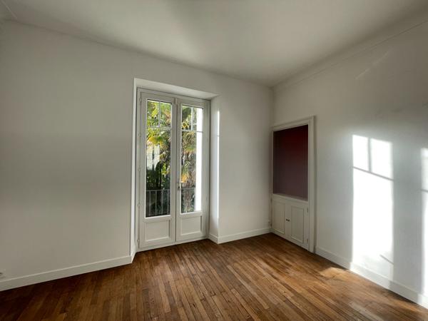 QUARTIER ROND POINT DE VANNES MAISON AVEC JARDIN,  
Nantes 44000