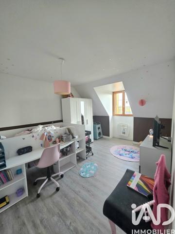 Maison à vendre 9 pièces 157 m² Crégy-lès-Meaux