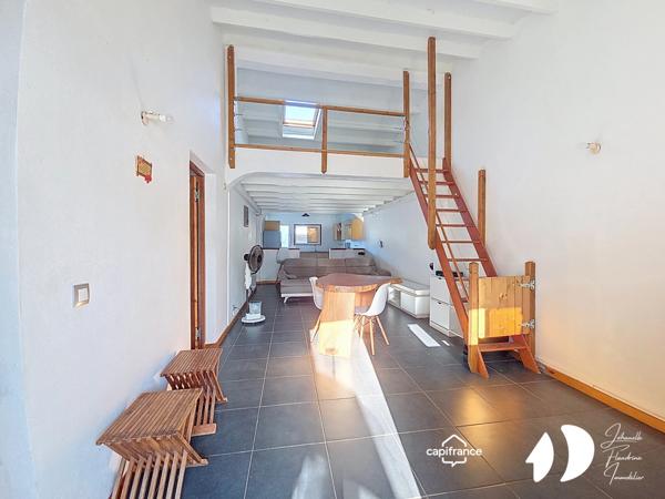 Maison meublée à louer : 2 chambres, 1 pièce indépendante avec baignoire, Nérée centre ville, Les Abymes