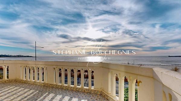 Villa d'éqoque Face à la mer - 286m2 - Royan 17200