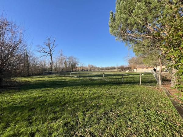 Villa récente 4 chambres et un studio