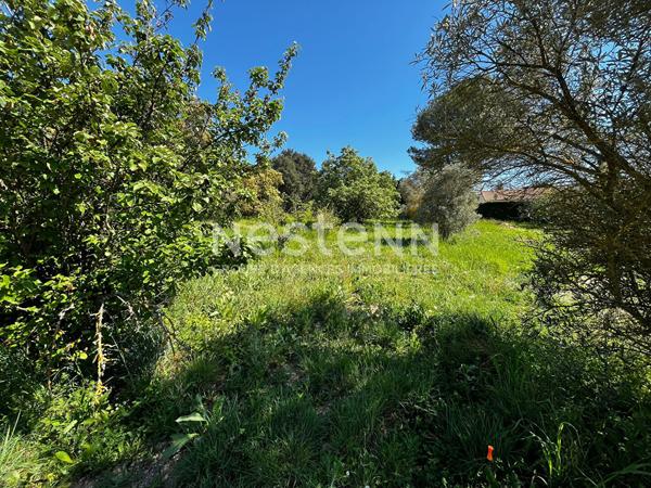 Terrain Cabries , 1004m² , Emprise au sol exceptionnelle , Fort potentiel de construction , Rare à la vente , Terrain d'exception , Cadre verdoyant ,  Vue dégagée , Secteur recherché , Cabriès , Terrain viabilisé