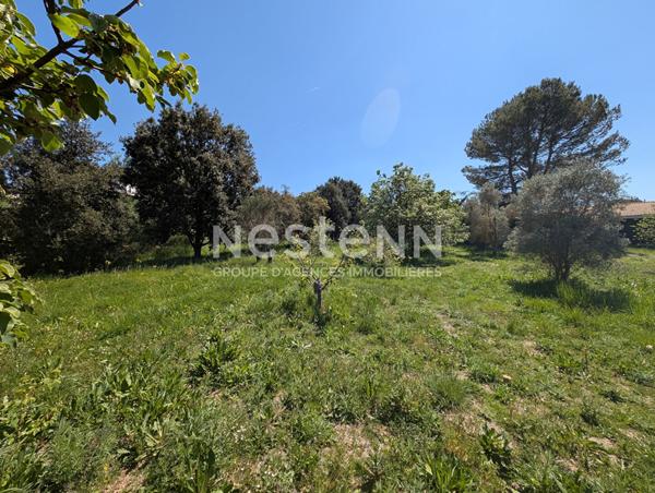 Terrain Cabries , 1004m² , Emprise au sol exceptionnelle , Fort potentiel de construction , Rare à la vente , Terrain d'exception , Cadre verdoyant ,  Vue dégagée , Secteur recherché , Cabriès , Terrain viabilisé