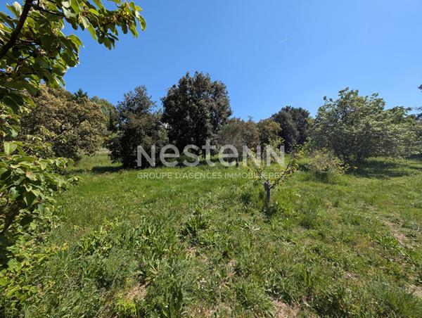 Terrain Cabries , 1004m² , Emprise au sol exceptionnelle , Fort potentiel de construction , Rare à la vente , Terrain d'exception , Cadre verdoyant ,  Vue dégagée , Secteur recherché , Cabriès , Terrain viabilisé