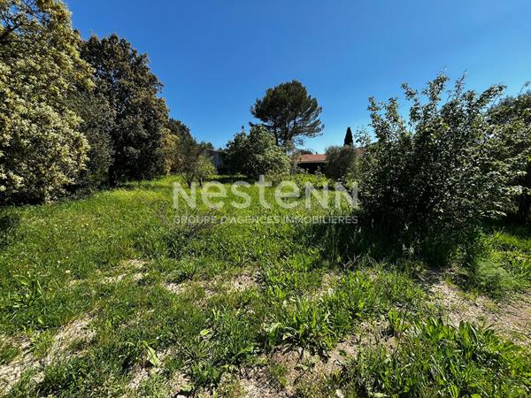 Terrain Cabries , 1004m² , Emprise au sol exceptionnelle , Fort potentiel de construction , Rare à la vente , Terrain d'exception , Cadre verdoyant ,  Vue dégagée , Secteur recherché , Cabriès , Terrain viabilisé