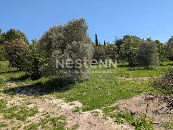 Terrain Cabries , 1004m² , Emprise au sol exceptionnelle , Fort potentiel de construction , Rare à la vente , Terrain d'exception , Cadre verdoyant ,  Vue dégagée , Secteur recherché , Cabriès , Terrain viabilisé