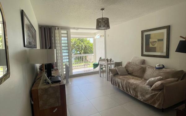 Appartement à vendre    2 pièces • 37 m2 Le Gosier