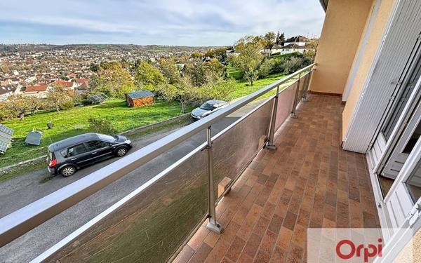 Appartement à louer    3 pièces • 62 m2 Montluçon