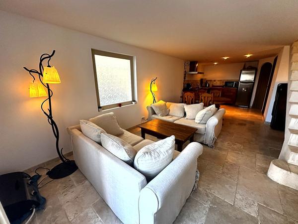 Maison de caractère avec gîte indépendant, piscine, garage et 5 000 m² à vendre à Moulès