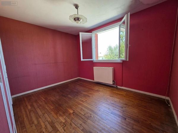 Maison de ville à vendre à Isle en Haute-Vienne (87170), ref : 87006/1250   
COURRIERES