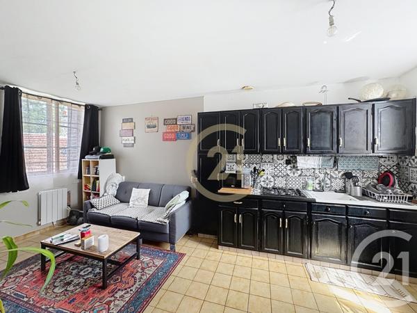 Immeuble à vendre  325,20 m2 VENETTE - 60