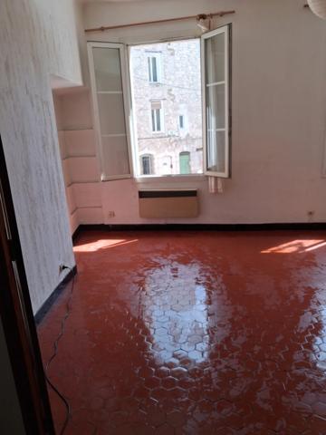 Appartement à vendre 2/3 pièces DRAGUIGNAN (83). 99 000€