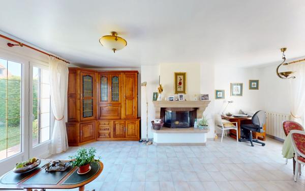 Maison à vendre    6 pièces •  Chalifert