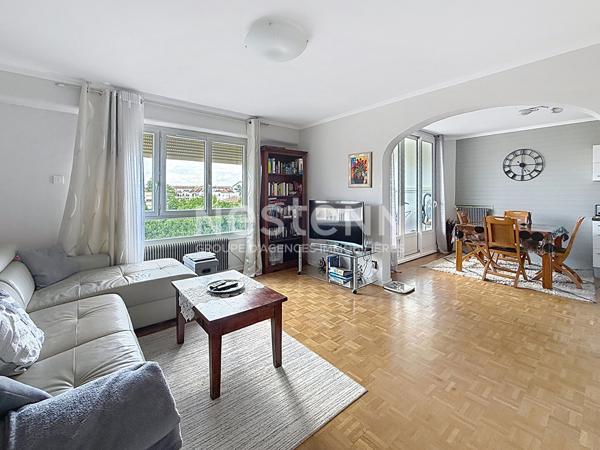 Appartement Traversant 4 Pièces avec Balcon et Cave - 69500 BRON