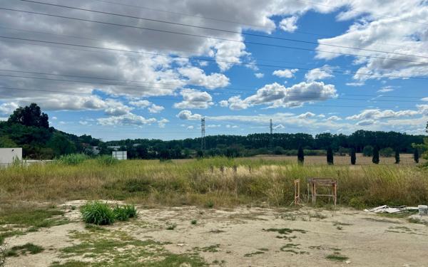 Terrain à vendre    Béziers