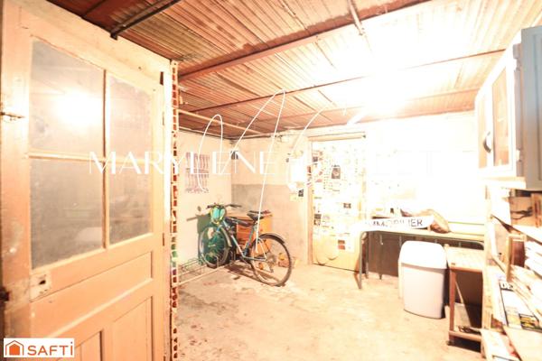 Maison familiale élevée sur sous-sol total !