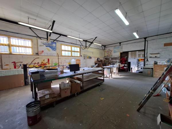 FLERS – Emplacement stratégique avec ensemble immobilier de 600 m² sur 2 100 m² de terrain