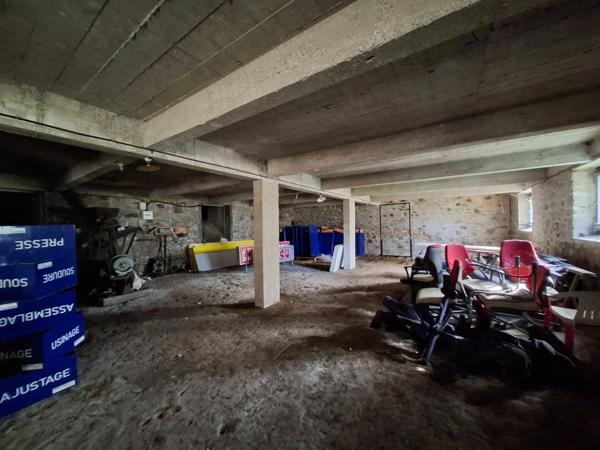 FLERS – Emplacement stratégique avec ensemble immobilier de 600 m² sur 2 100 m² de terrain
