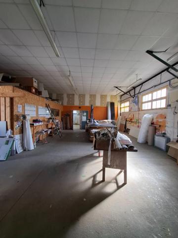FLERS – Emplacement stratégique avec ensemble immobilier de 600 m² sur 2 100 m² de terrain