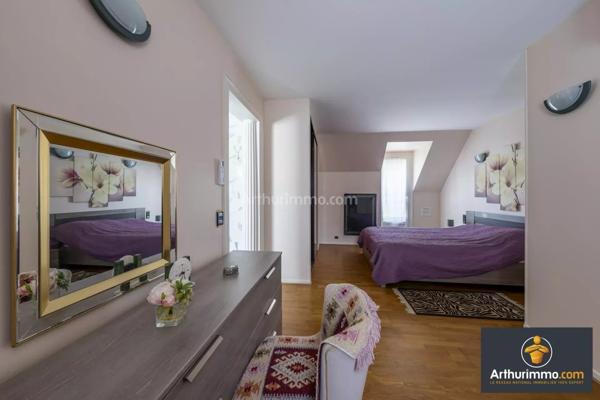 Vente Maison 7 pièces 222 m2 à Saint-Fargeau-Ponthierry