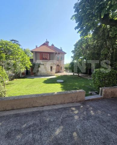 Maison de caractère – 260 m² – Secteur Lempaut