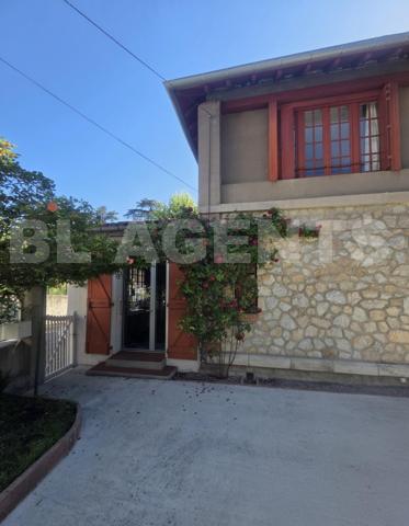 Maison de caractère – 260 m² – Secteur Lempaut