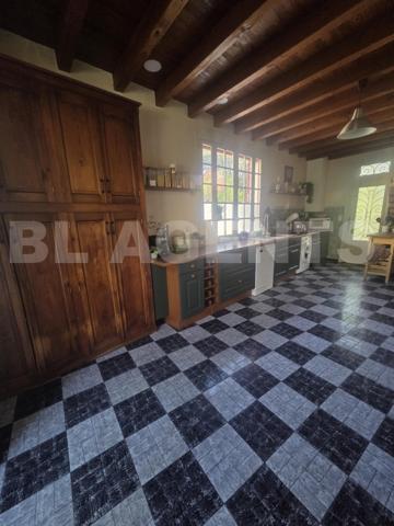 Maison de caractère – 260 m² – Secteur Lempaut