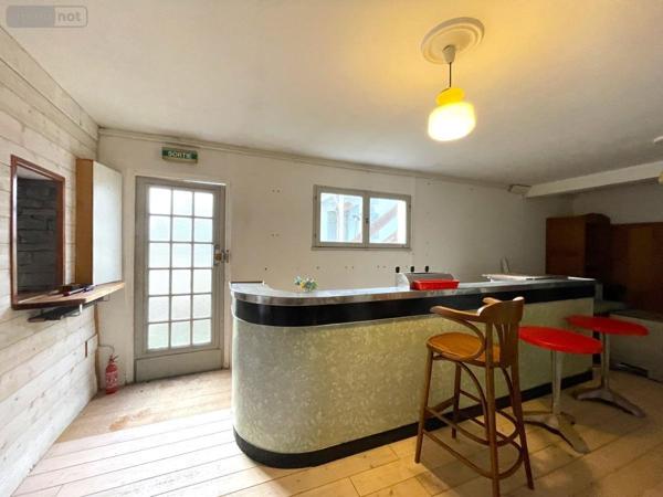 Fonds et/ou murs commerciaux à vendre à Carnac dans le Morbihan (56340), ref : 56041-761