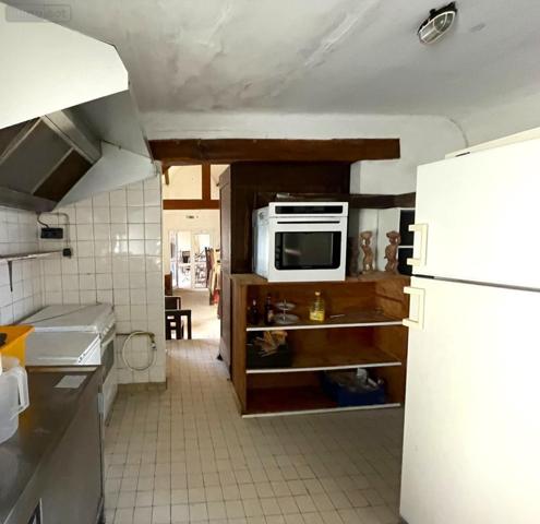 Fonds et/ou murs commerciaux à vendre à Carnac dans le Morbihan (56340), ref : 56041-761