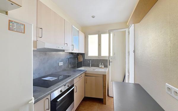 Appartement à vendre    1 pièce •  Saint-Raphaël