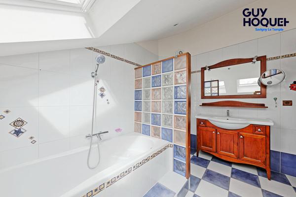 SAVIGNY LE TEMPLE : maison de 4 pièces (88 m²)