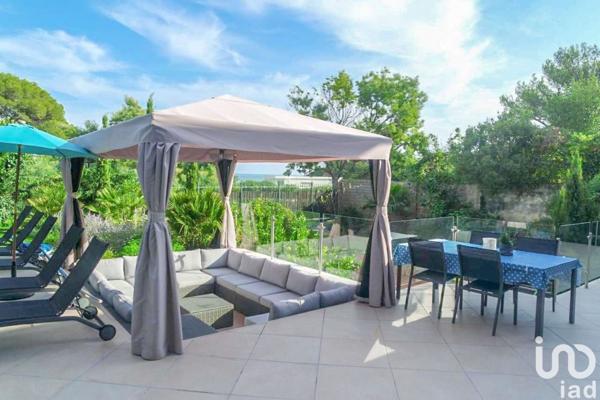 Maison 11 pièces de 308 m² à SAINT-AYGULF (83370)