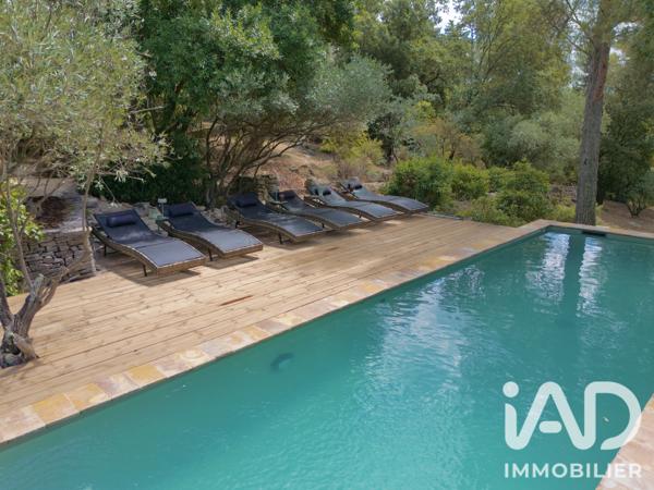 Maison à vendre 4 pièces 202 m² Nîmes