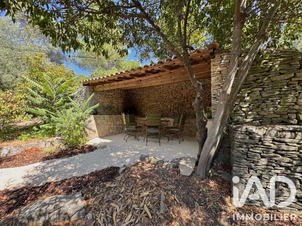 Maison à vendre 4 pièces 202 m² Nîmes