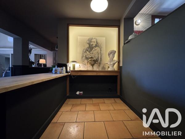 Maison à vendre 4 pièces 202 m² Nîmes