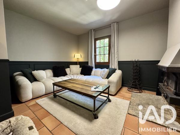 Maison à vendre 4 pièces 202 m² Nîmes