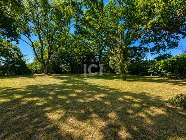 Terrain constructible de 635m²