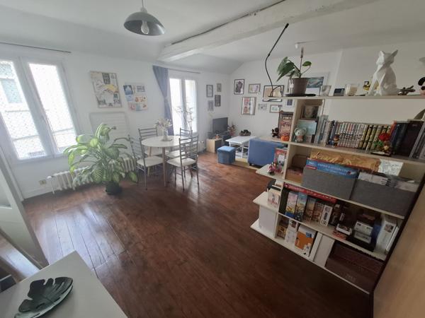 Immeuble 60 m² 1 etage(s)