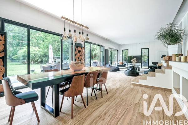 Maison à vendre 8 pièces 260 m² Lamorlaye